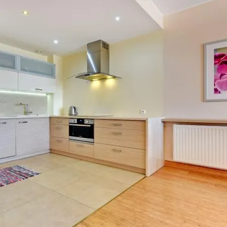 Domotel Waterlane Apartment 4*